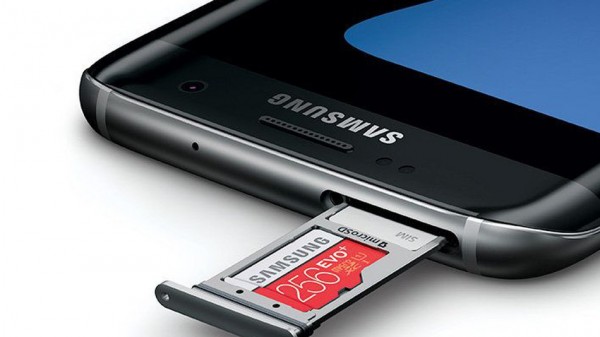 Samsung offers free 256GB microSD card with Galaxy S7