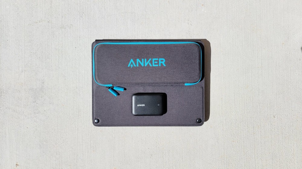 Anker 515 solar panel charger (24W)